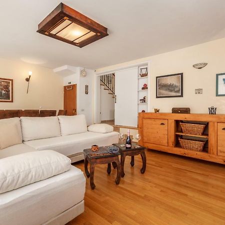Holiday Home Harmony Žrnovnica Esterno foto