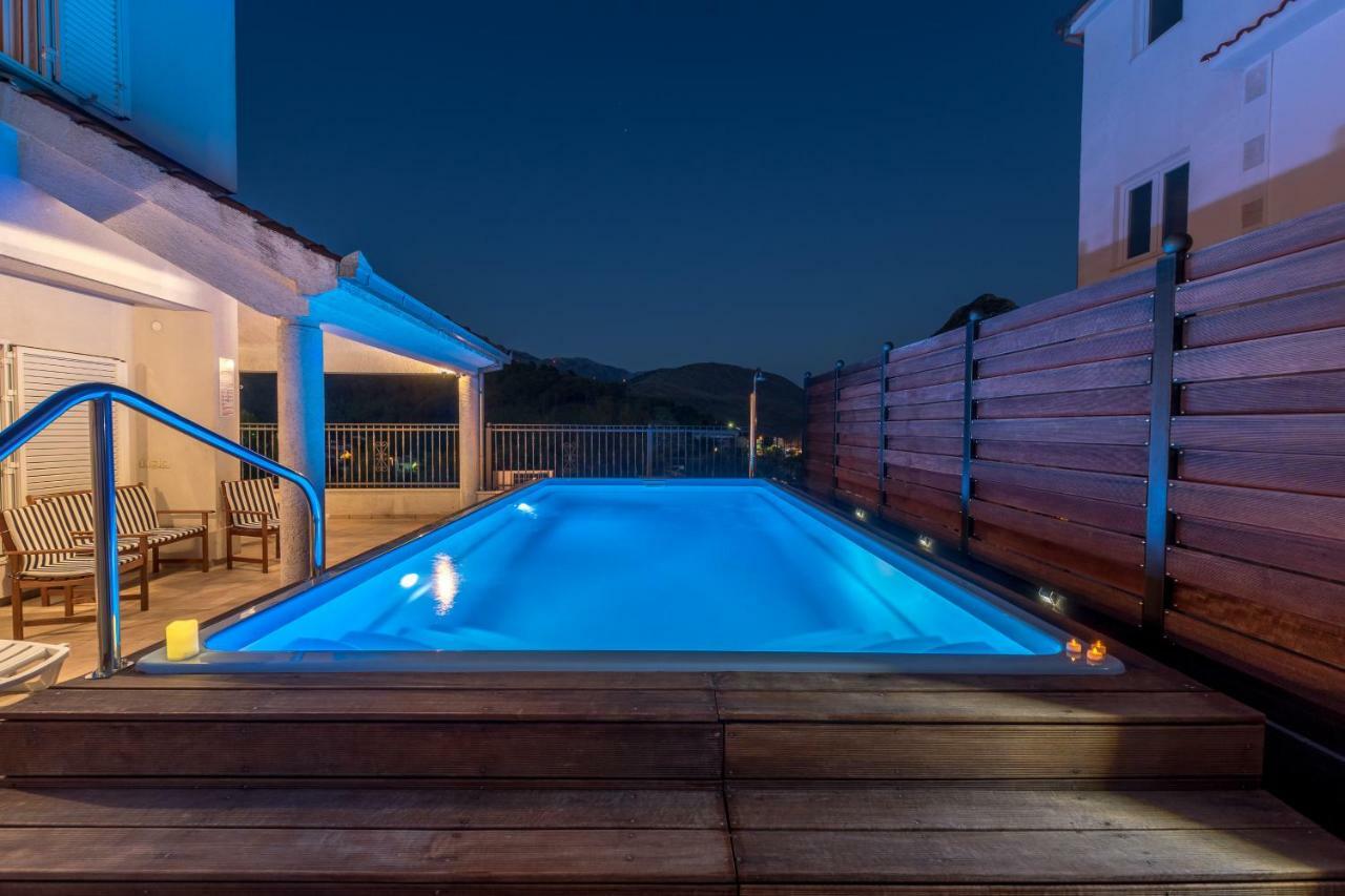 Holiday Home Harmony Žrnovnica Esterno foto