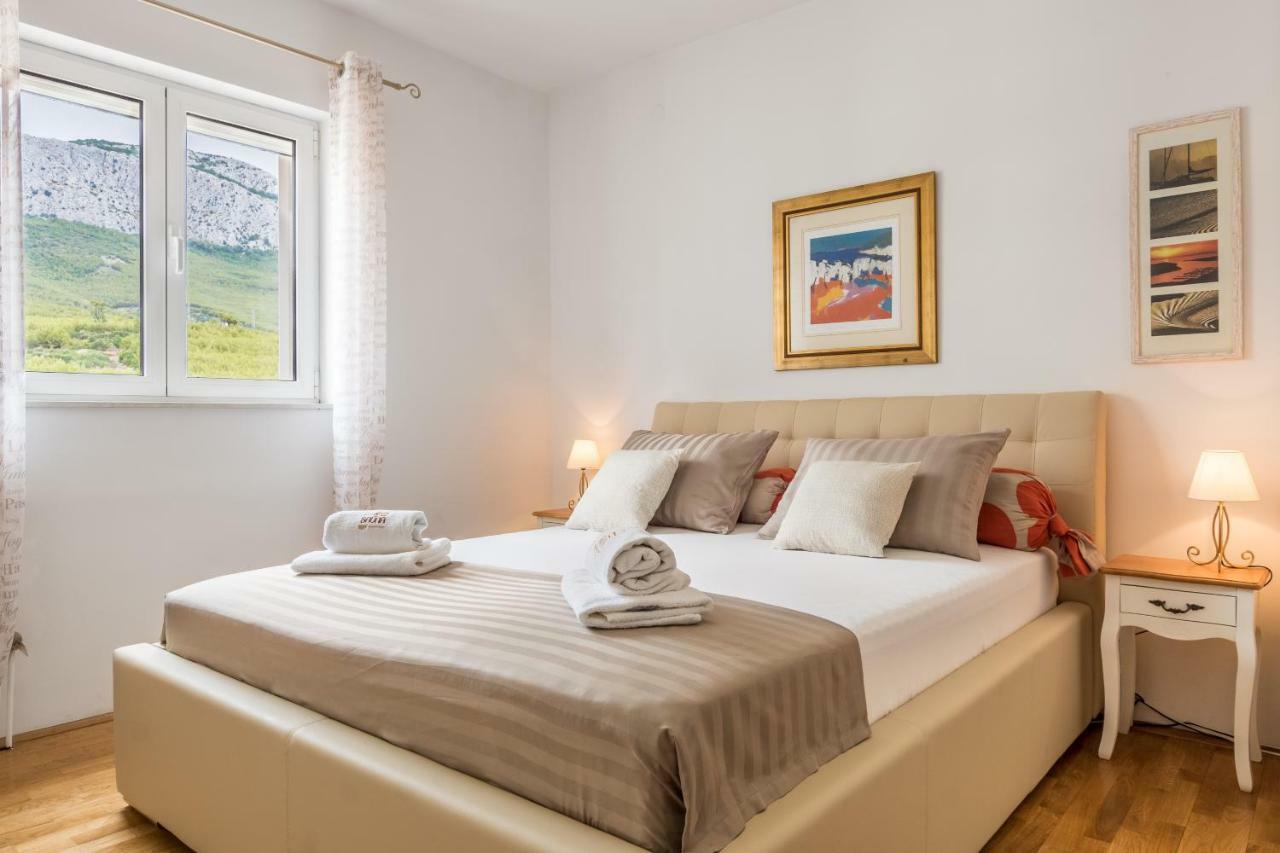 Holiday Home Harmony Žrnovnica Esterno foto