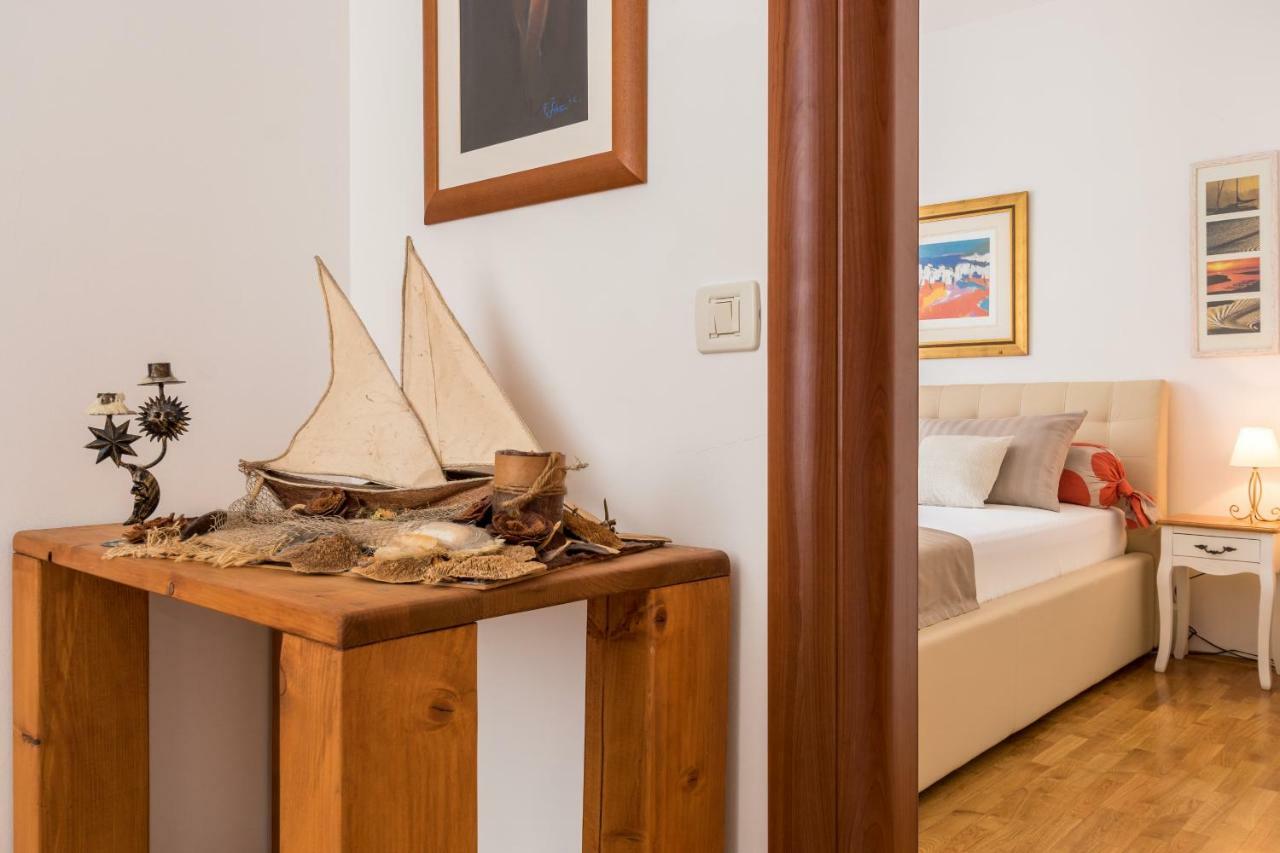 Holiday Home Harmony Žrnovnica Esterno foto